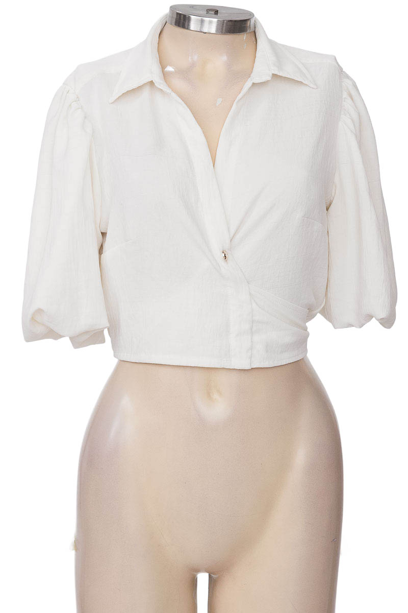 Blusa color Blanco - Closeando