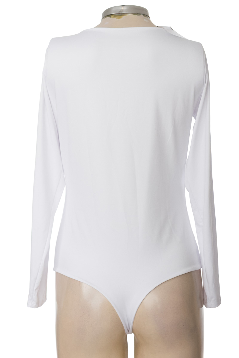 Top / Camiseta color Blanco - Molgoa