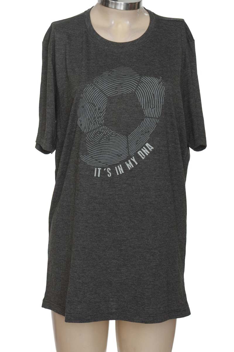 Top / Camiseta color Gris - Closeando
