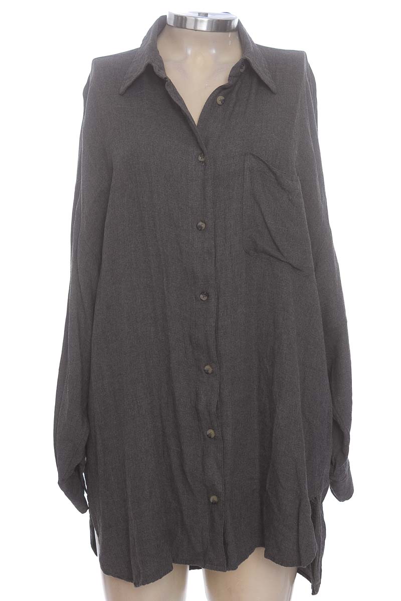 Blusa color Gris - Stradivarius