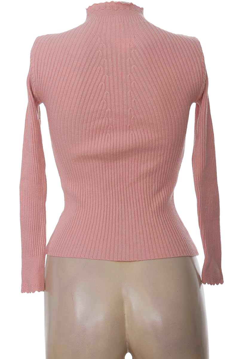 Sweater color Rosado - Closeando