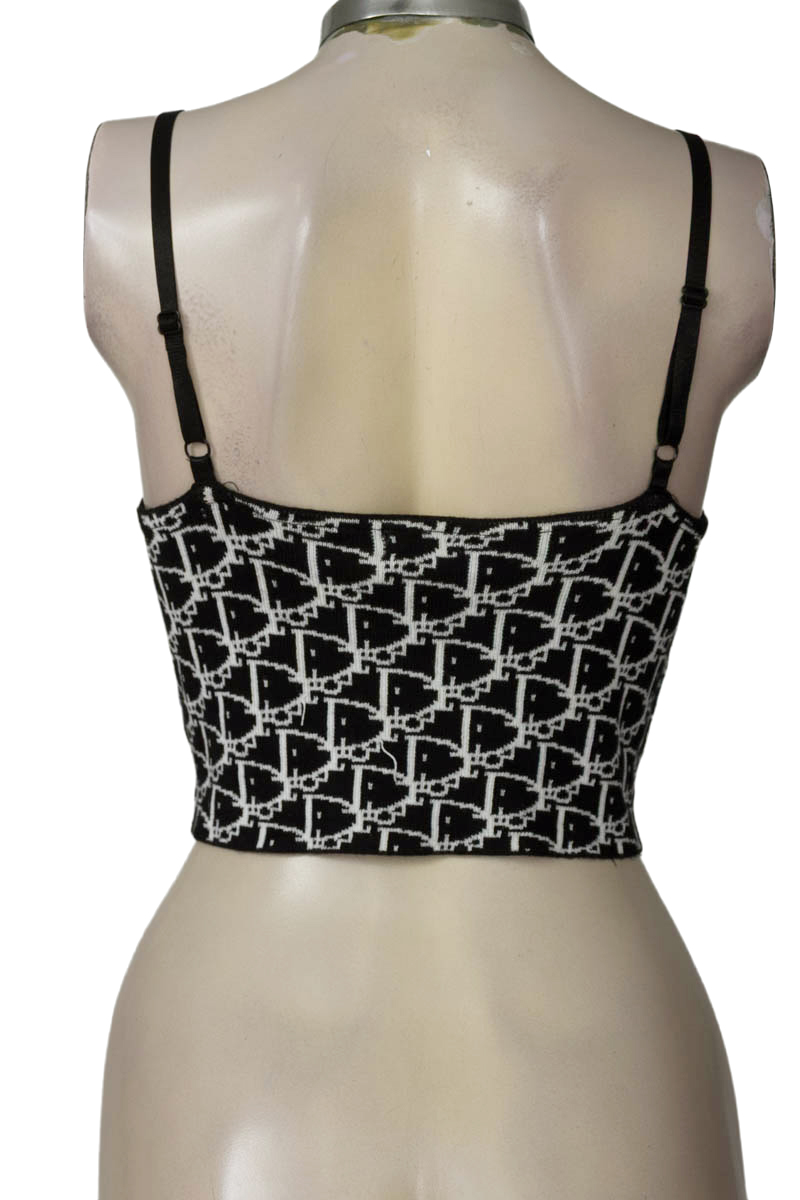 Top / Camiseta color Negro - Z&F