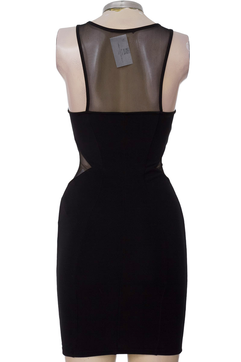 Vestido / Enterizo color Negro - Bershka