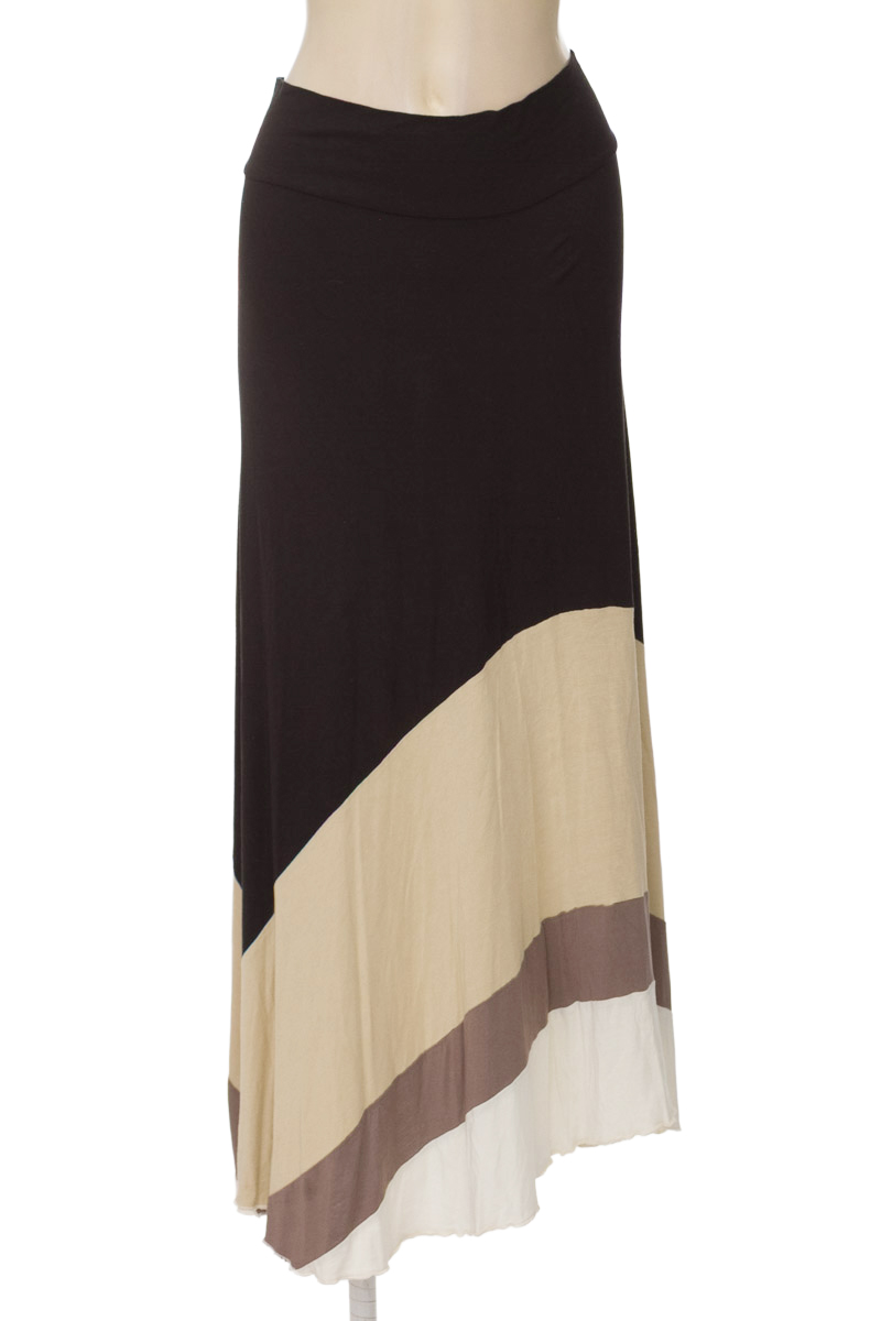 Falda color Negro - Newboat