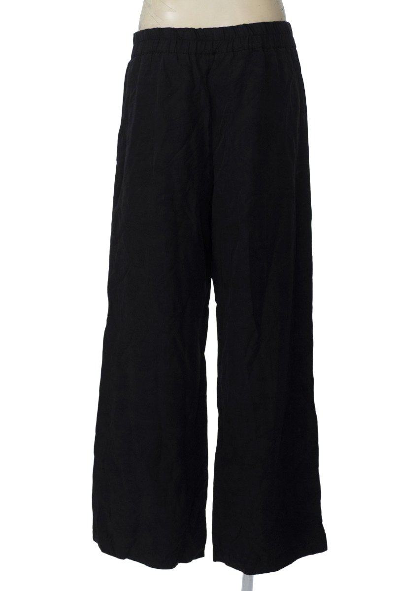 Pantalones color Negro - Zara
