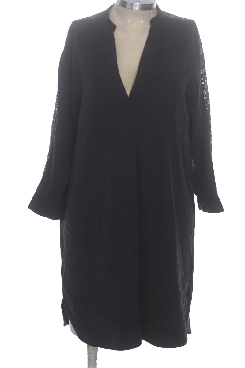 Vestido / Enterizo color Negro - Zara