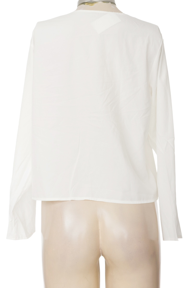 Blusa color Blanco - Closeando