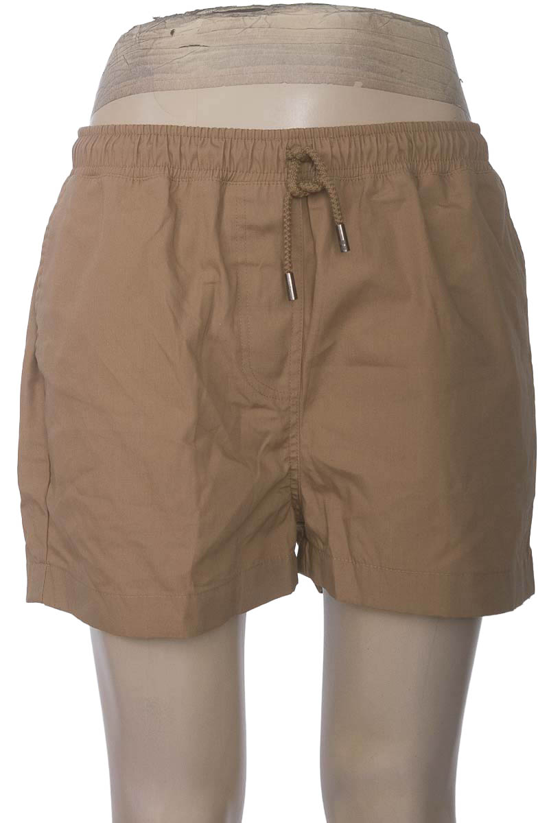 Short color Beige - Closeando