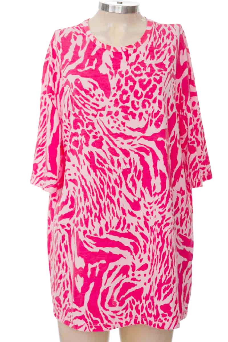 Top / Camiseta color Rosado - Pacifika