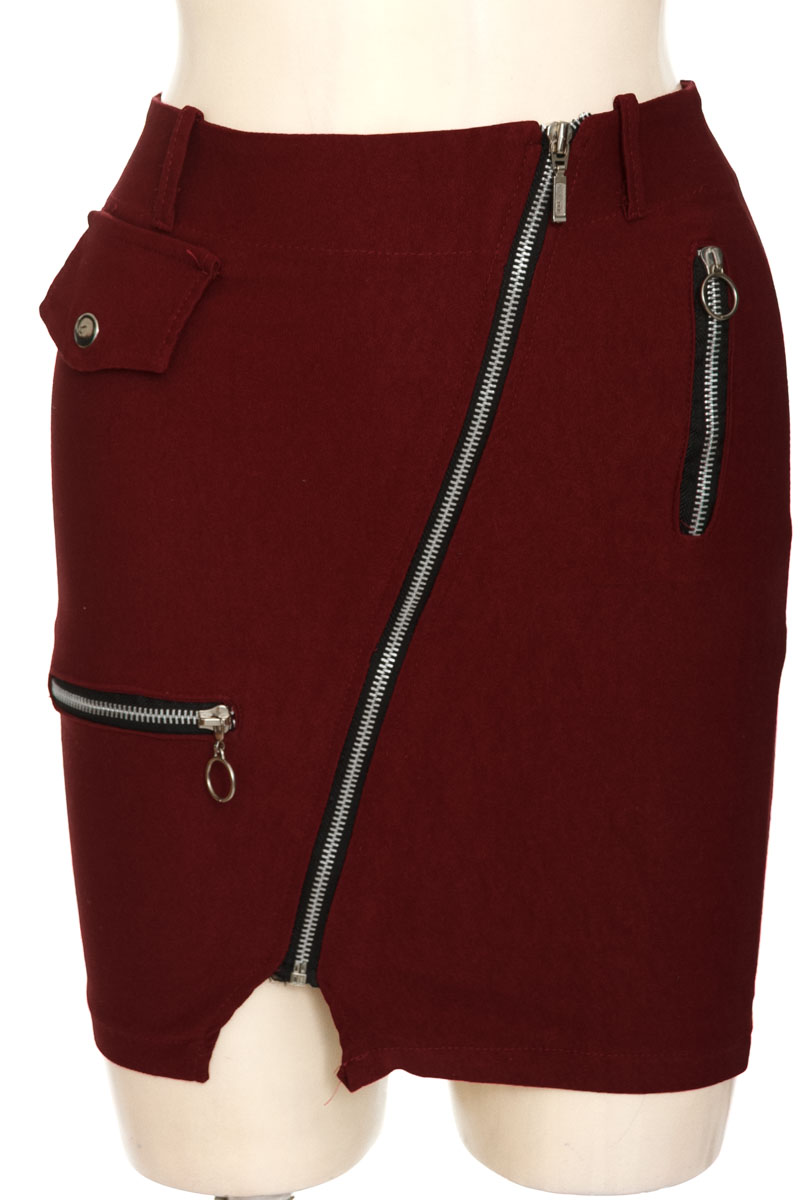 Falda color Vinotinto - West