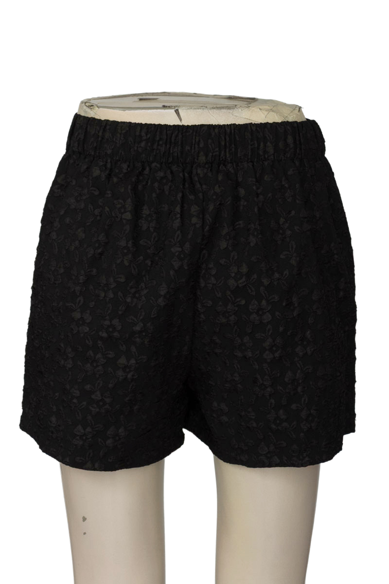 Short color Negro - Closeando