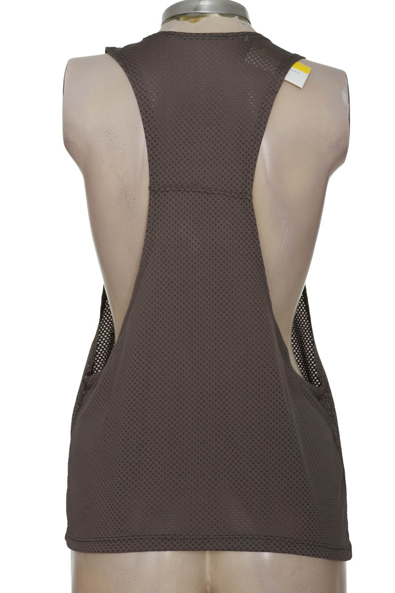 Ropa Deportiva / Salida de Baño color Gris - Nike