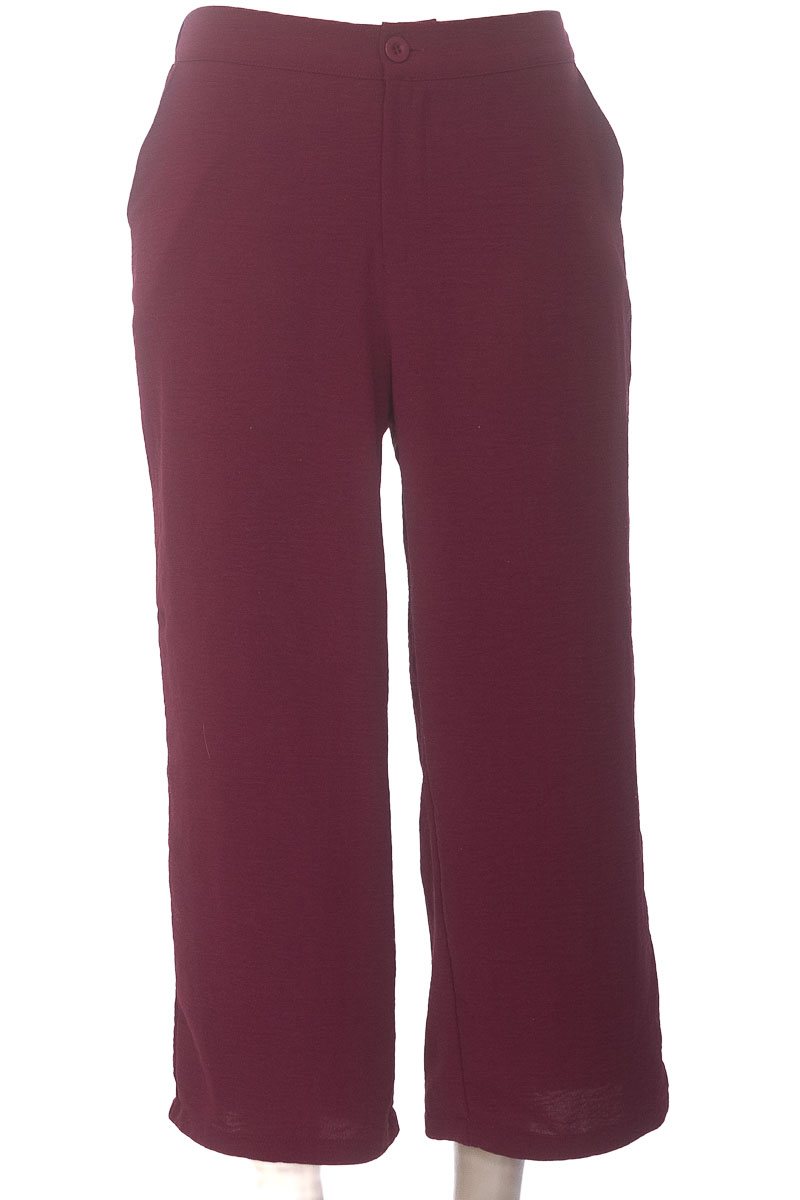 Pantalones color Vinotinto - Closeando