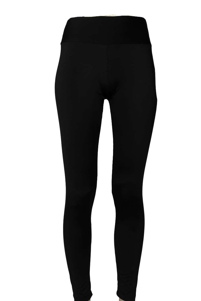 Ropa Deportiva / Salida de Baño color Negro - Closeando