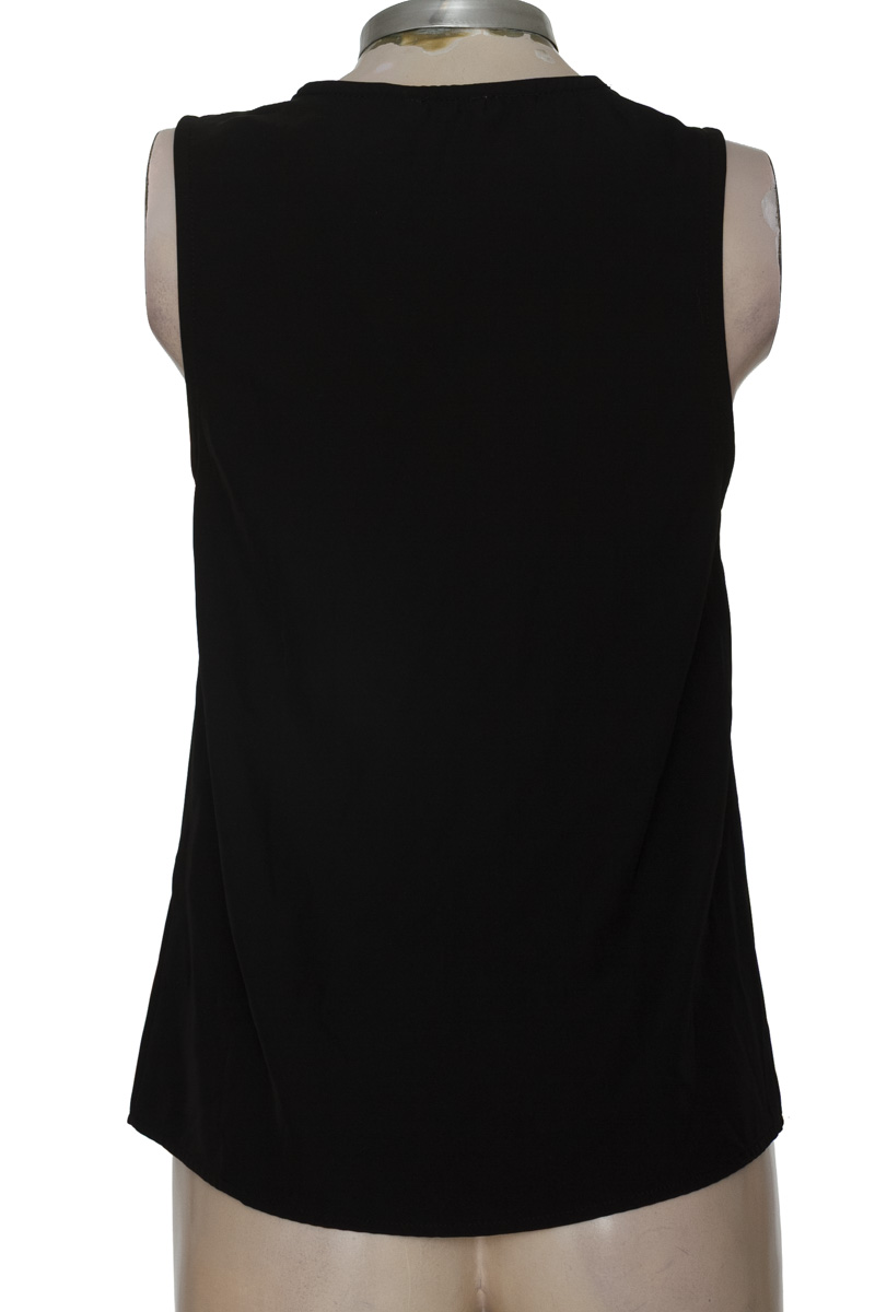 Blusa color Negro - TOBI