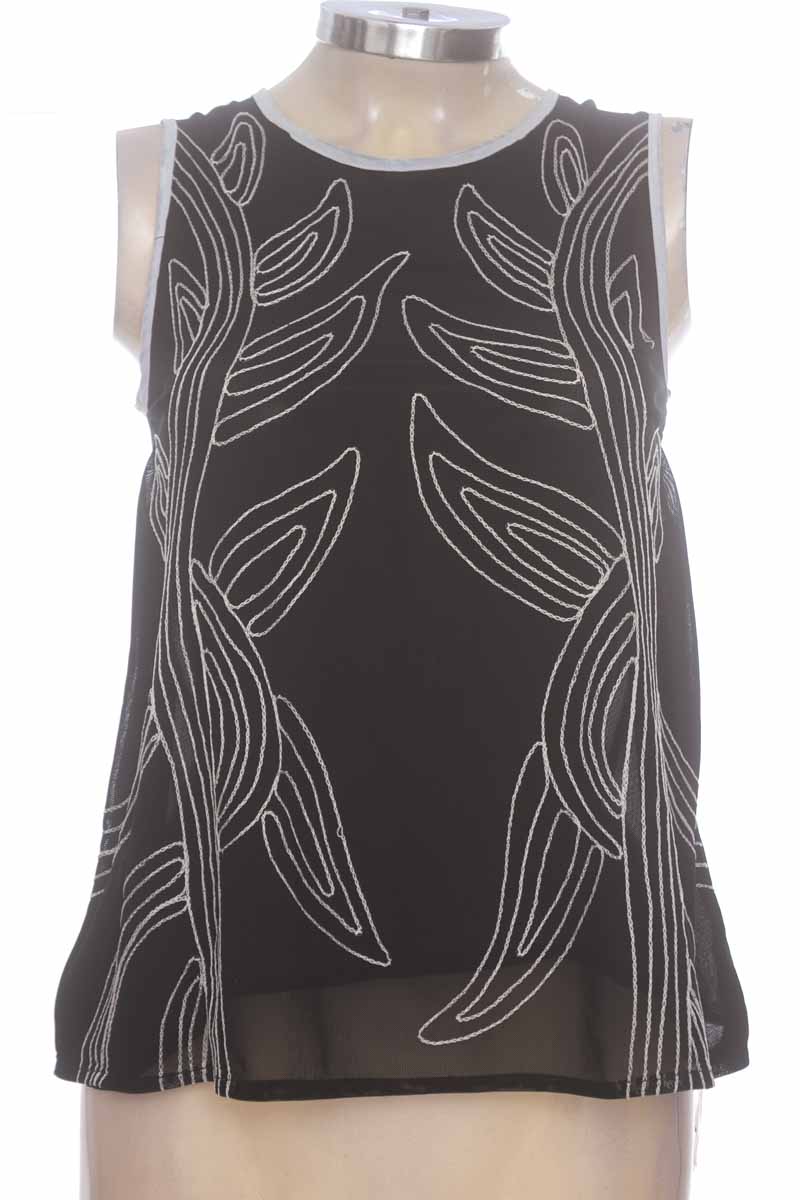 Top / Camiseta color Negro - Rampage