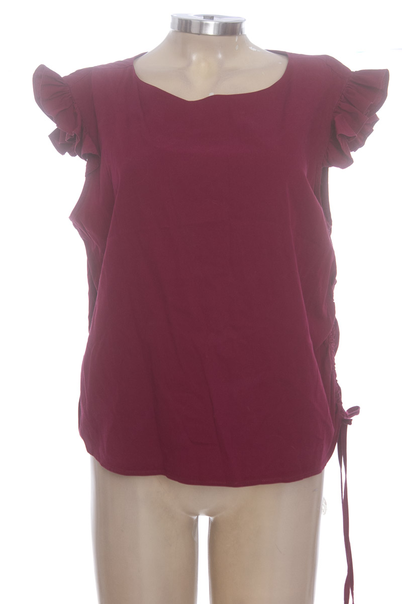 Top / Camiseta color Vinotinto - ELA