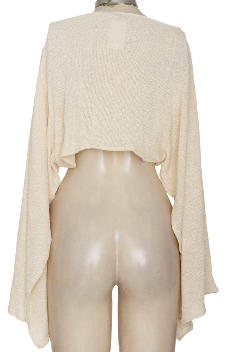 Top / Camiseta color Beige - Bershka