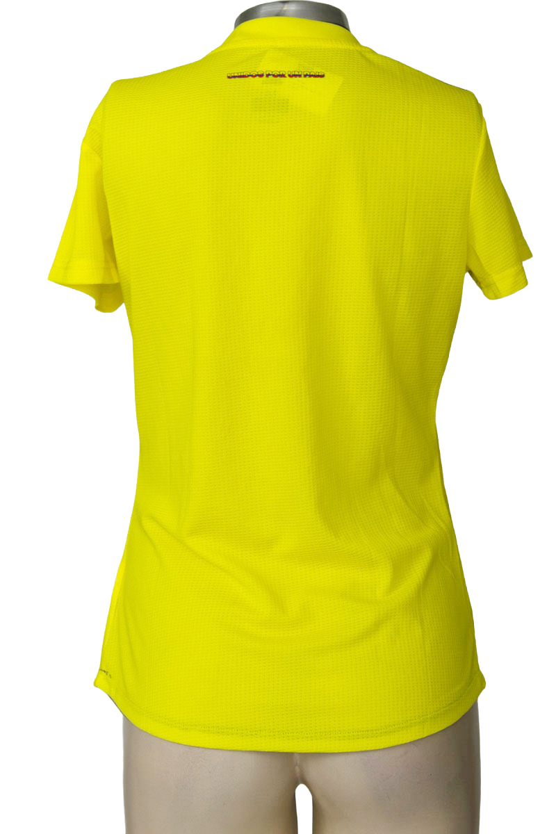 Ropa Deportiva / Salida de Baño color Amarillo - Adidas