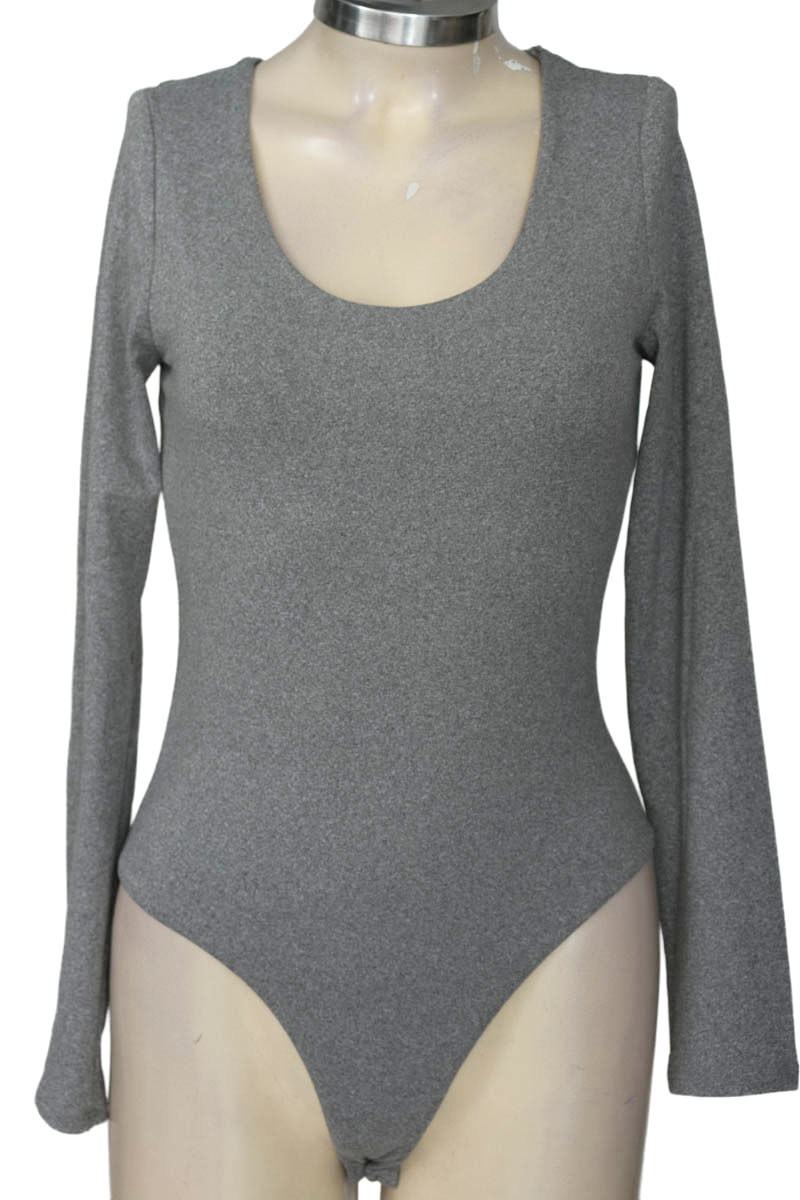 Top / Camiseta color Gris - Heart Hips