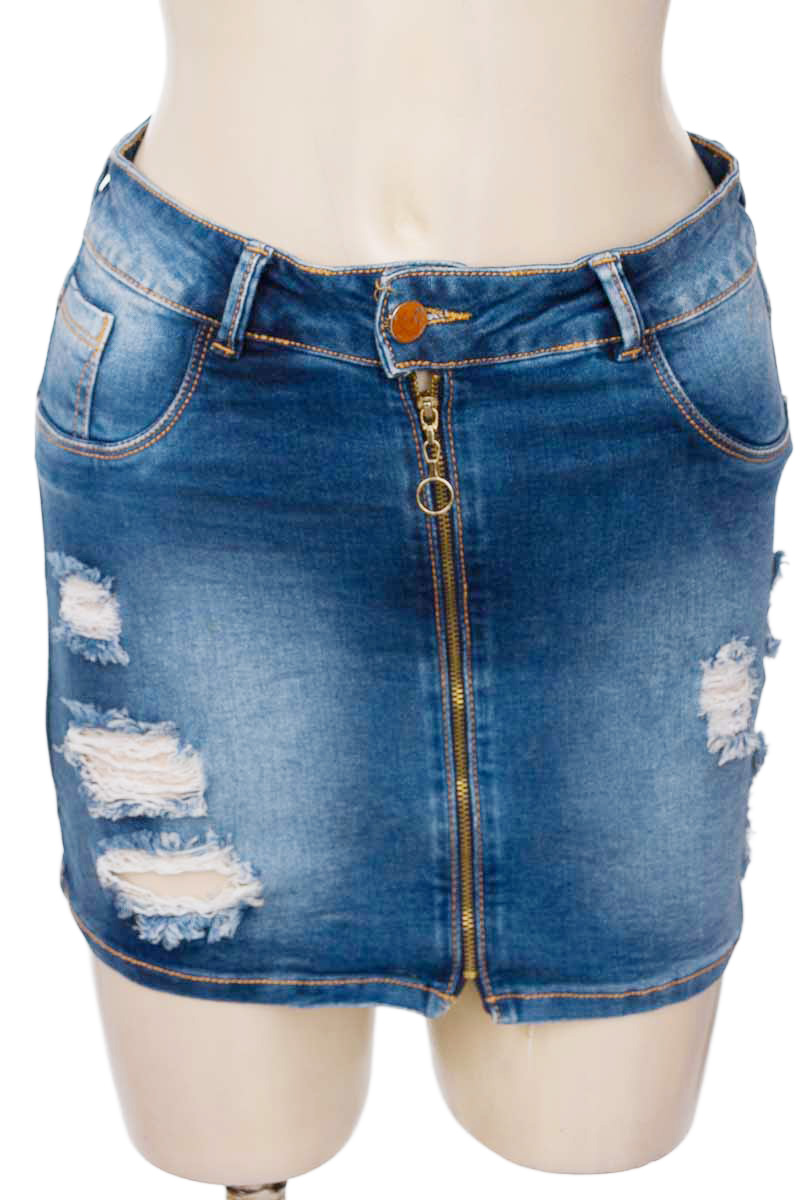 Falda color Azul - Closeando