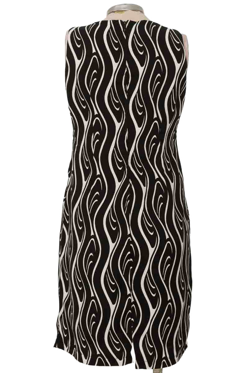 Vestido / Enterizo color Negro - Closeando