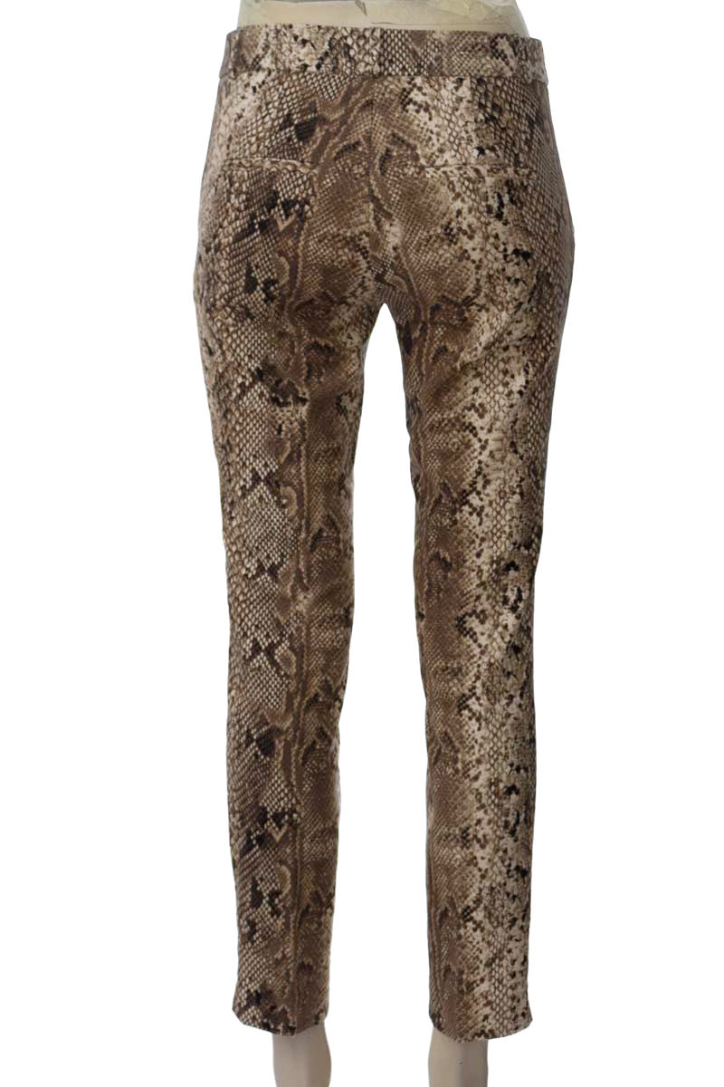 Pantalones color Beige - Stradivarius