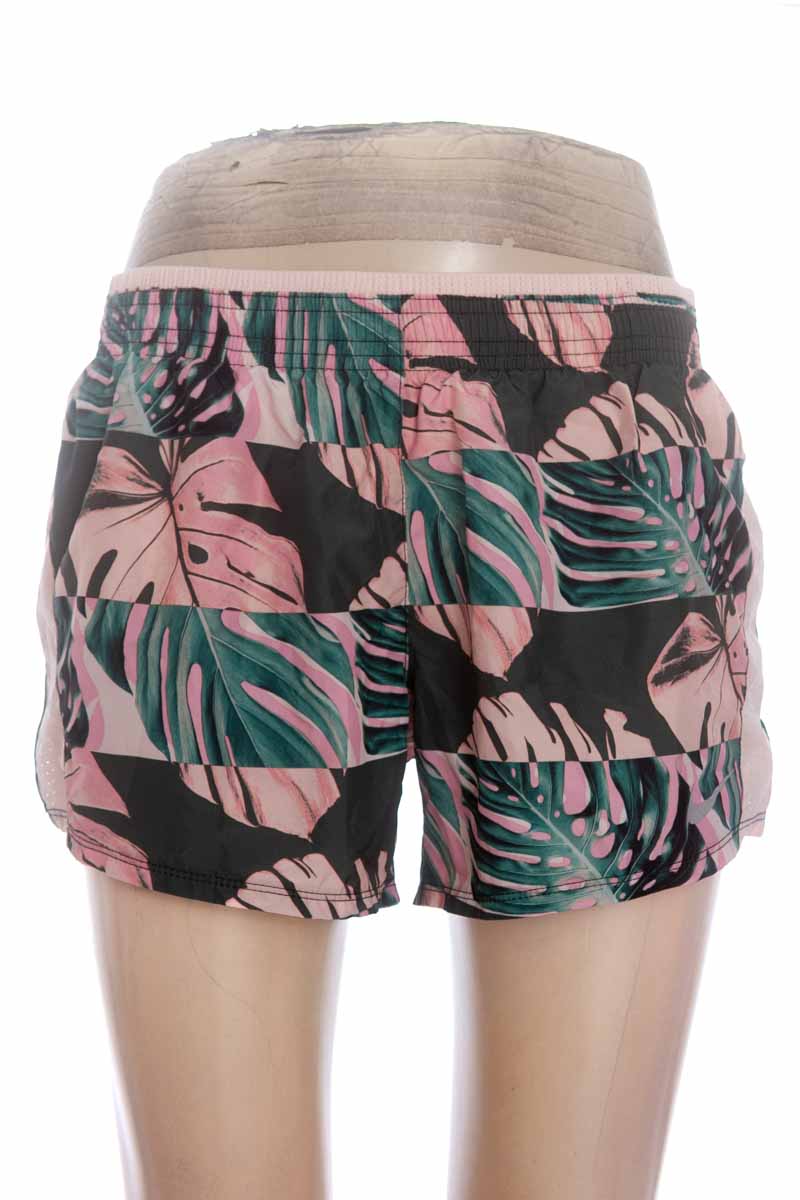 Ropa Deportiva / Salida de Baño color Rosado - Nike