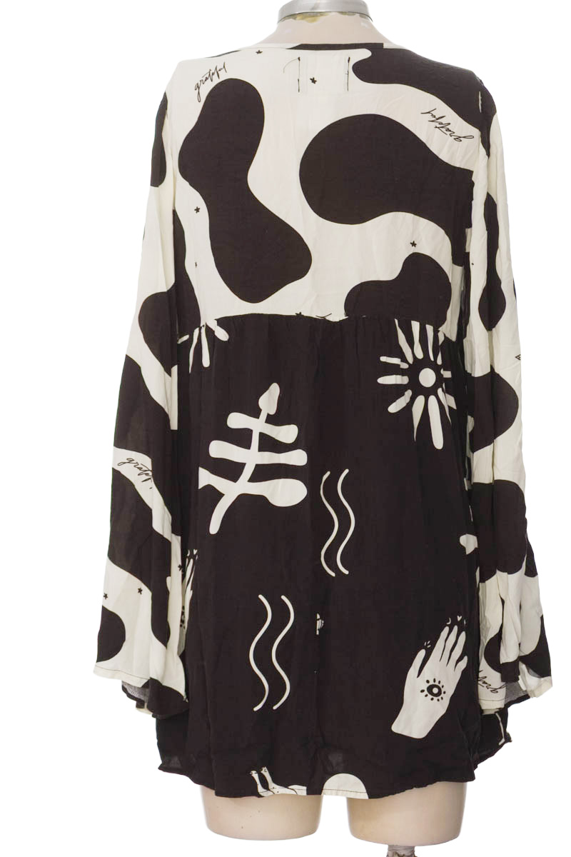 Vestido / Enterizo color Negro - Tennis