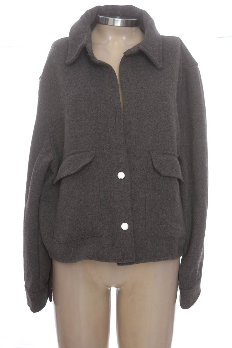 Chaqueta / Abrigo color Gris - H&M