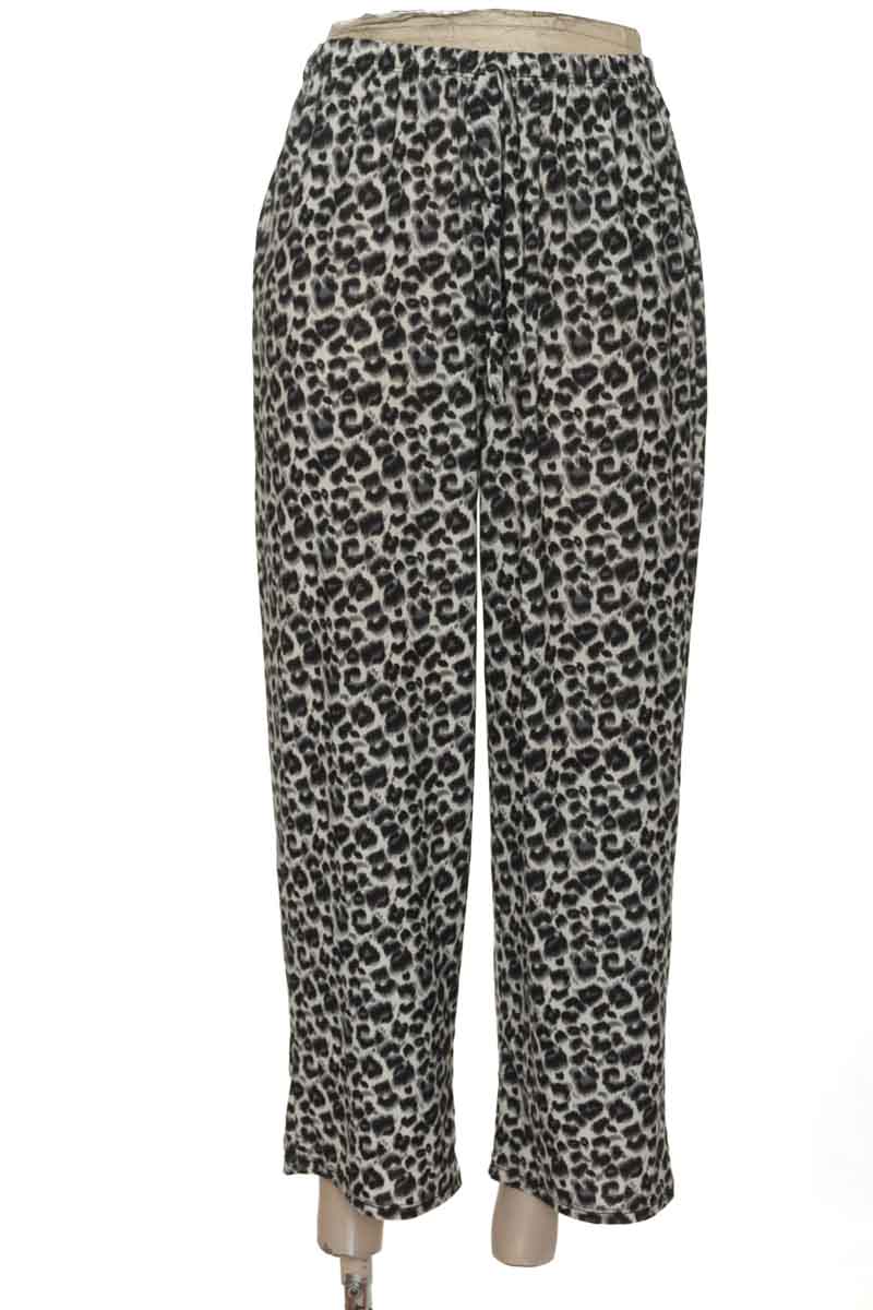 Pantalones color Estampado - Closeando