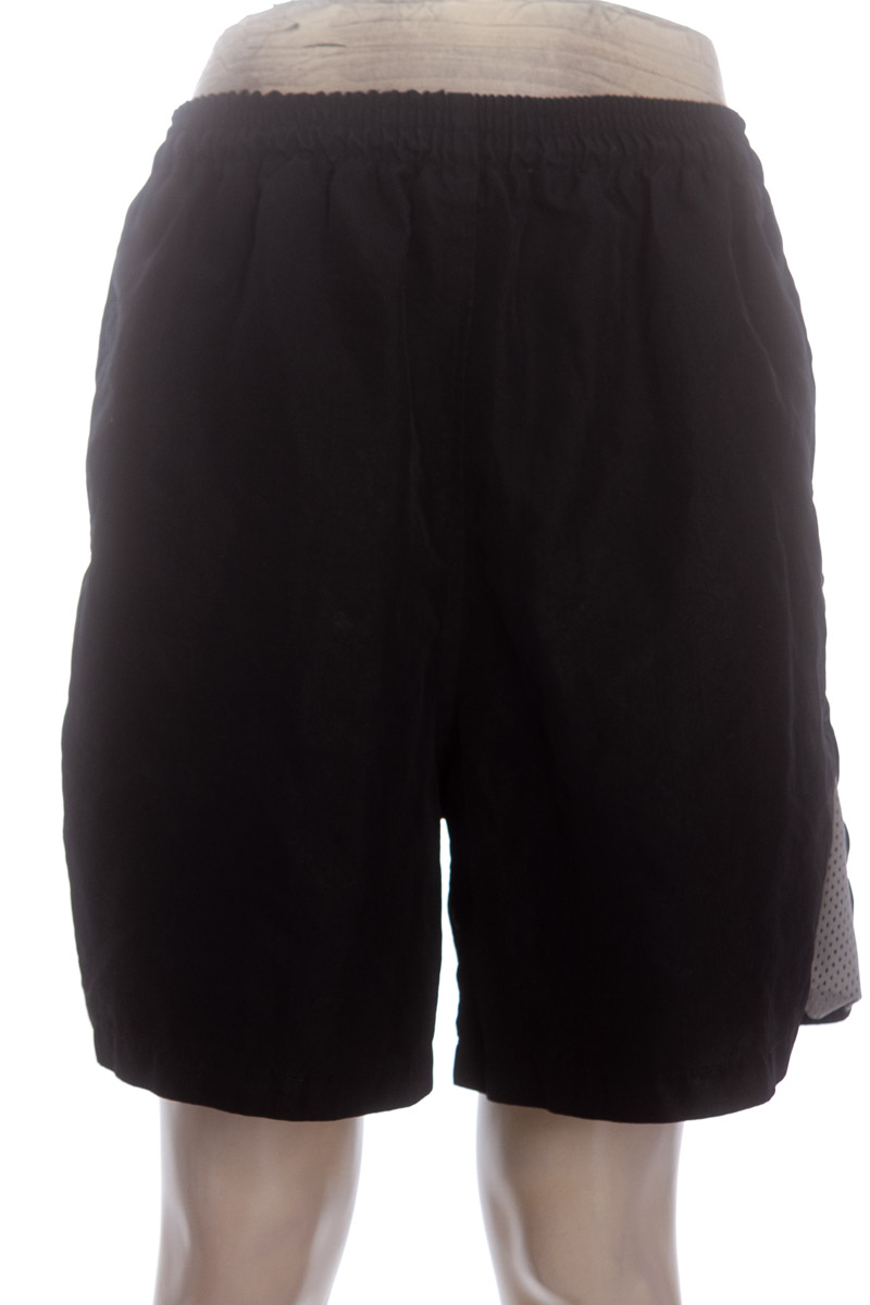 Ropa Deportiva color Negro - Closeando