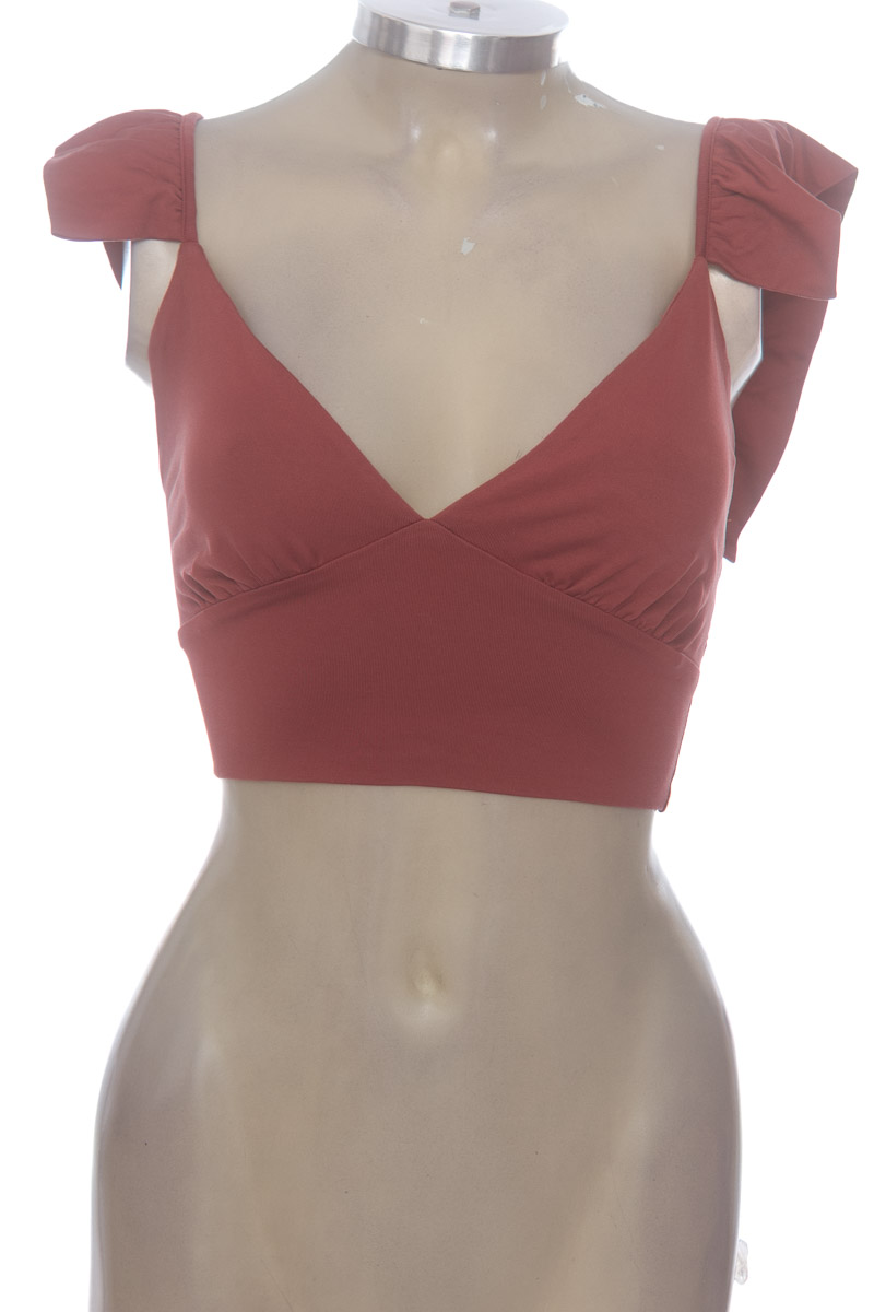 Top / Camiseta color Rosado - RAGGED