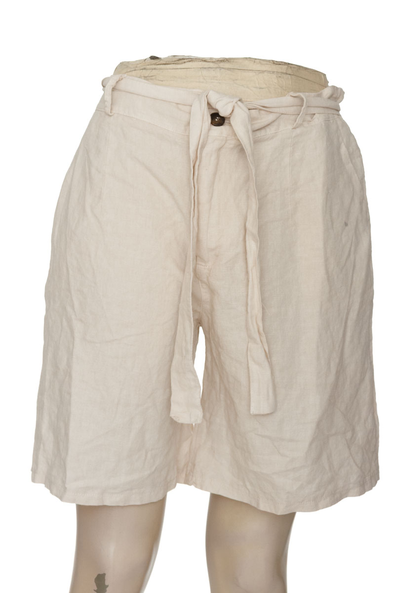 Short color Beige - Closeando