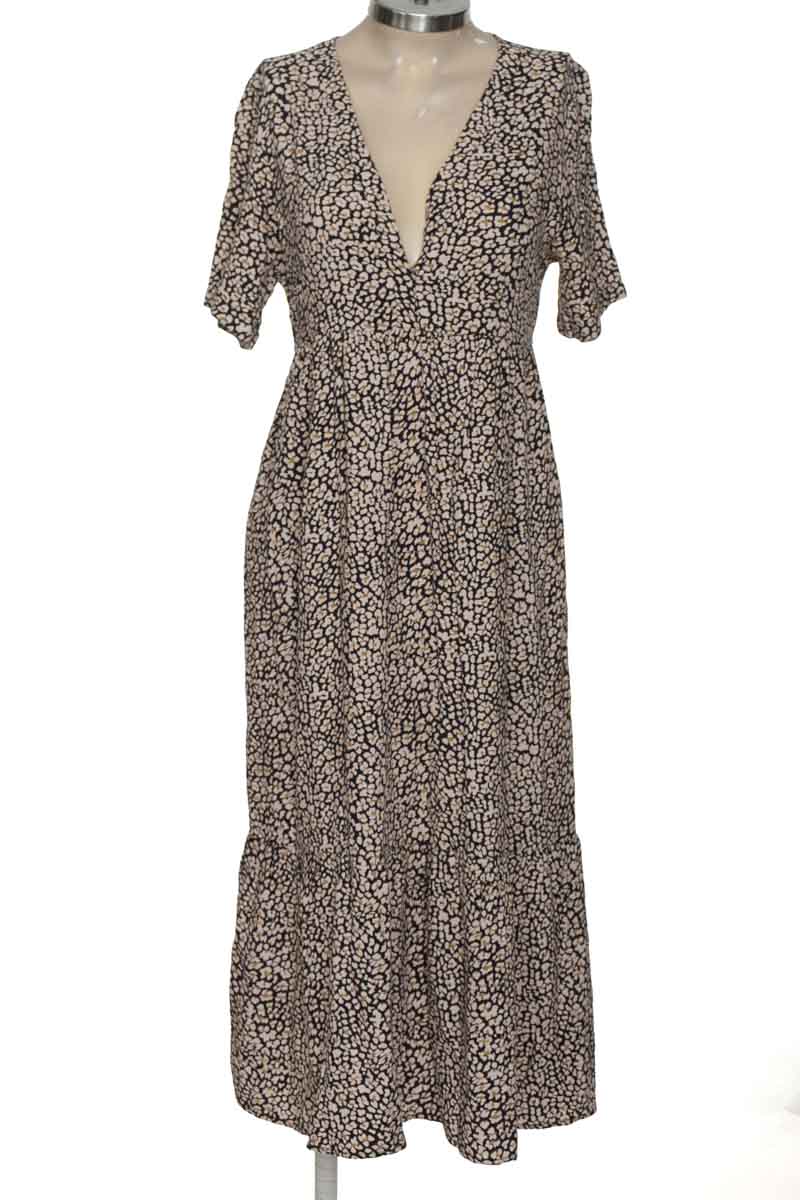 Vestido / Enterizo color Negro - Arkitect
