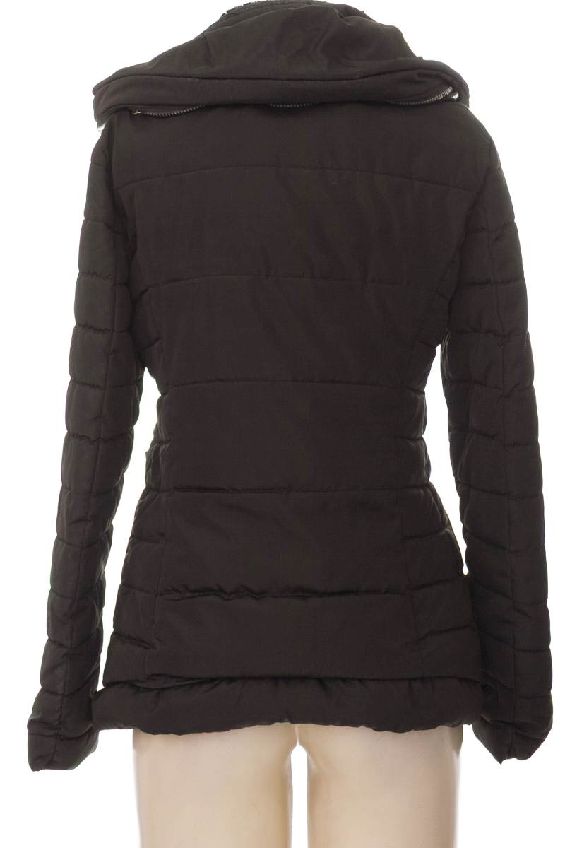 Chaqueta / Abrigo color Negro - Flamant Rose