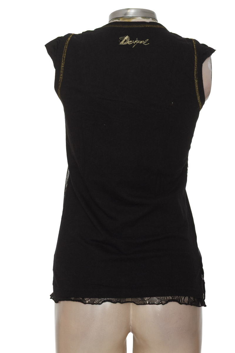 Top / Camiseta color Negro - Desigual