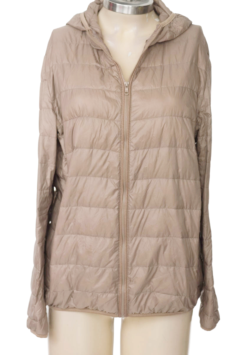Chaqueta / Abrigo color Beige - Closeando