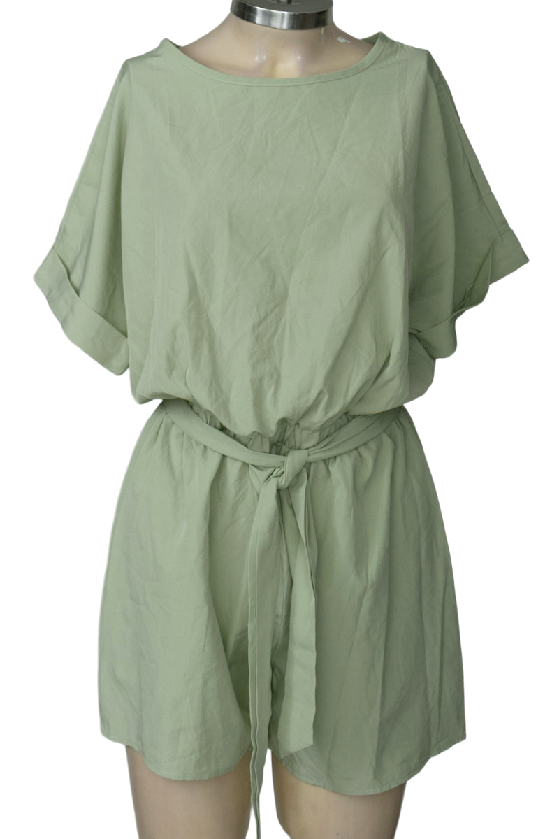 Vestido / Enterizo color Verde - Closeando
