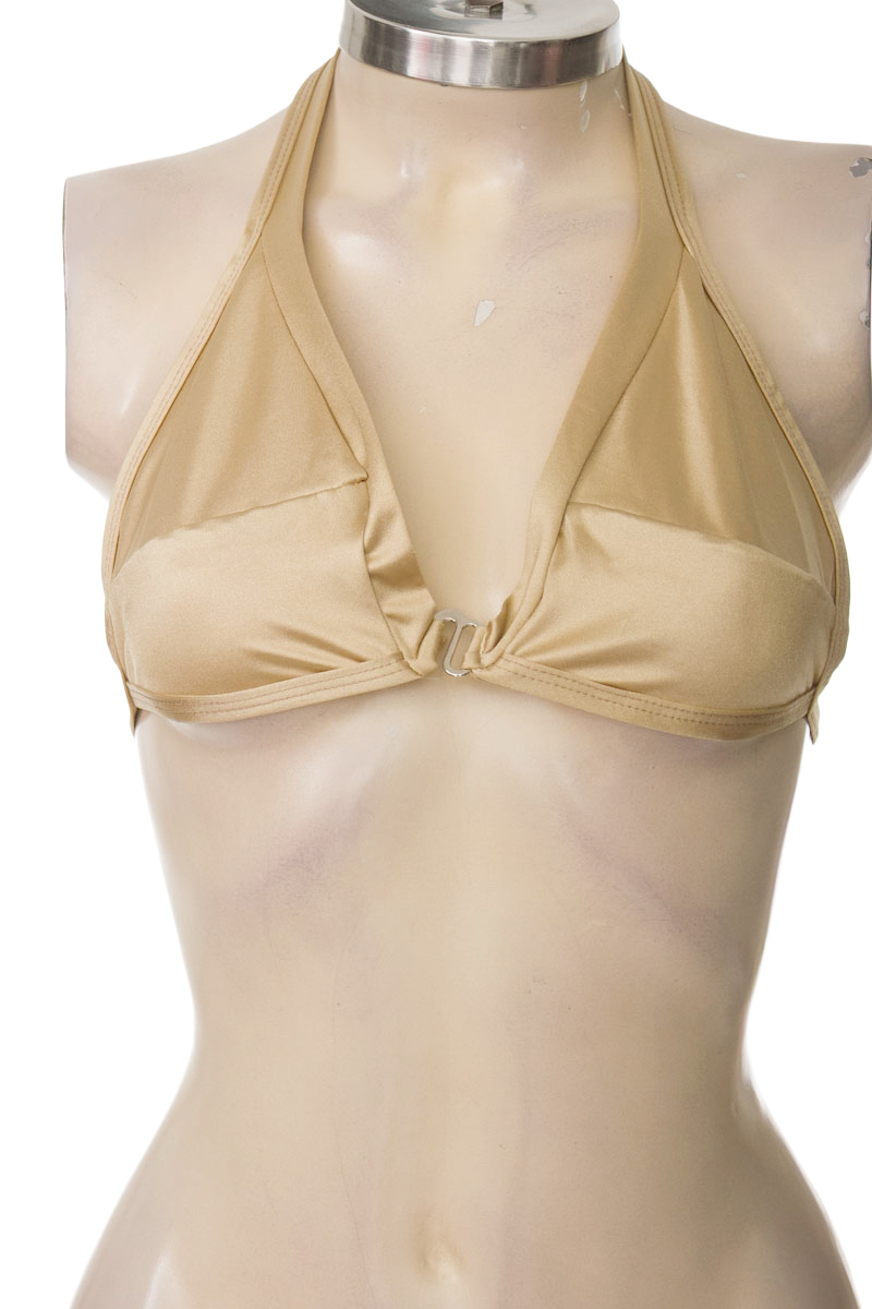 Top / Camiseta color Dorado - Closeando