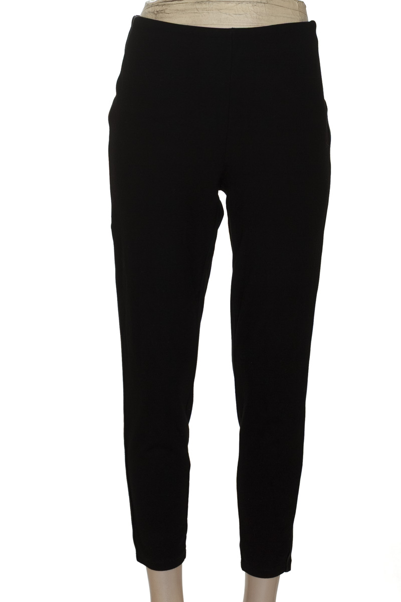 Pantalones color Negro - MNG
