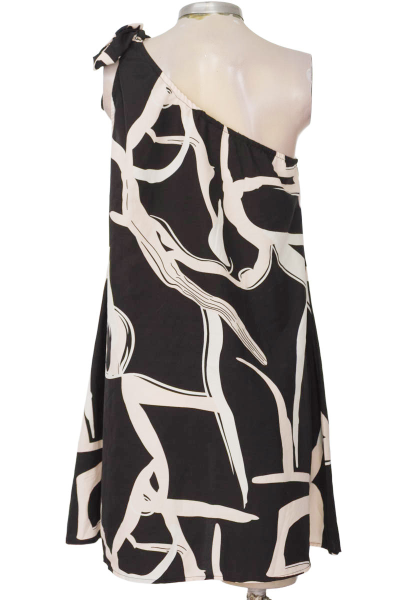 Vestido / Enterizo color Negro - Closeando