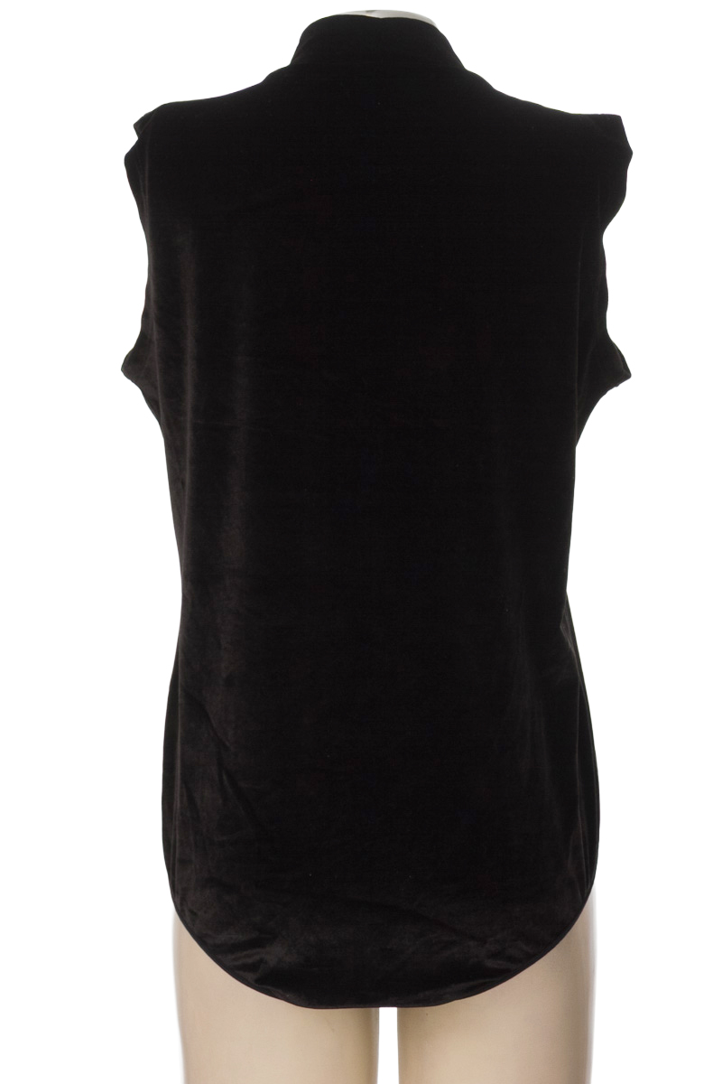 Top / Camiseta color Negro - Evoni