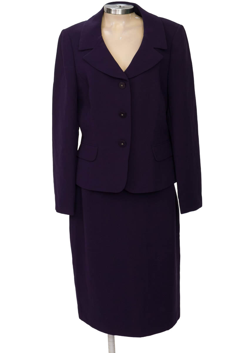 Vestido / Enterizo color Morado - Tahari