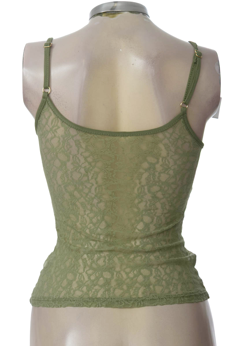 Top / Camiseta color Verde - MISSGUIDED