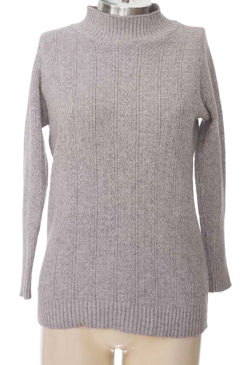 Sweater color Gris - Closeando