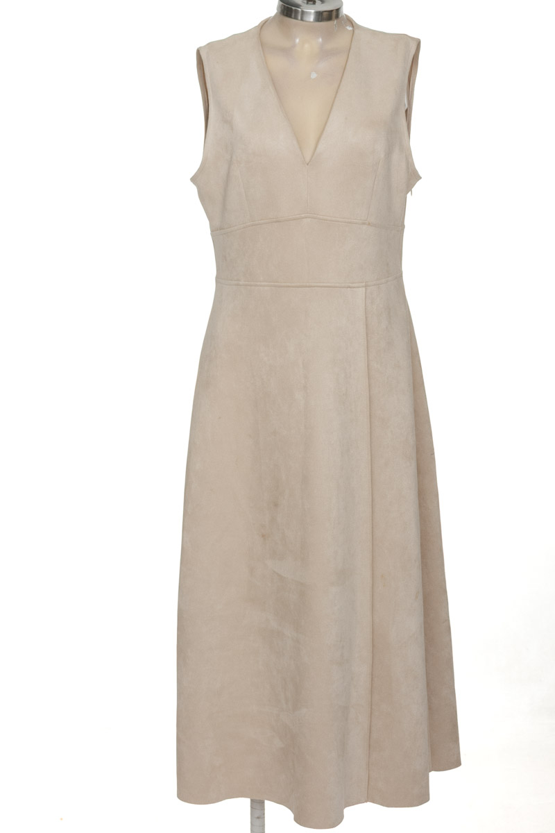 Vestido / Enterizo color Beige - Zara