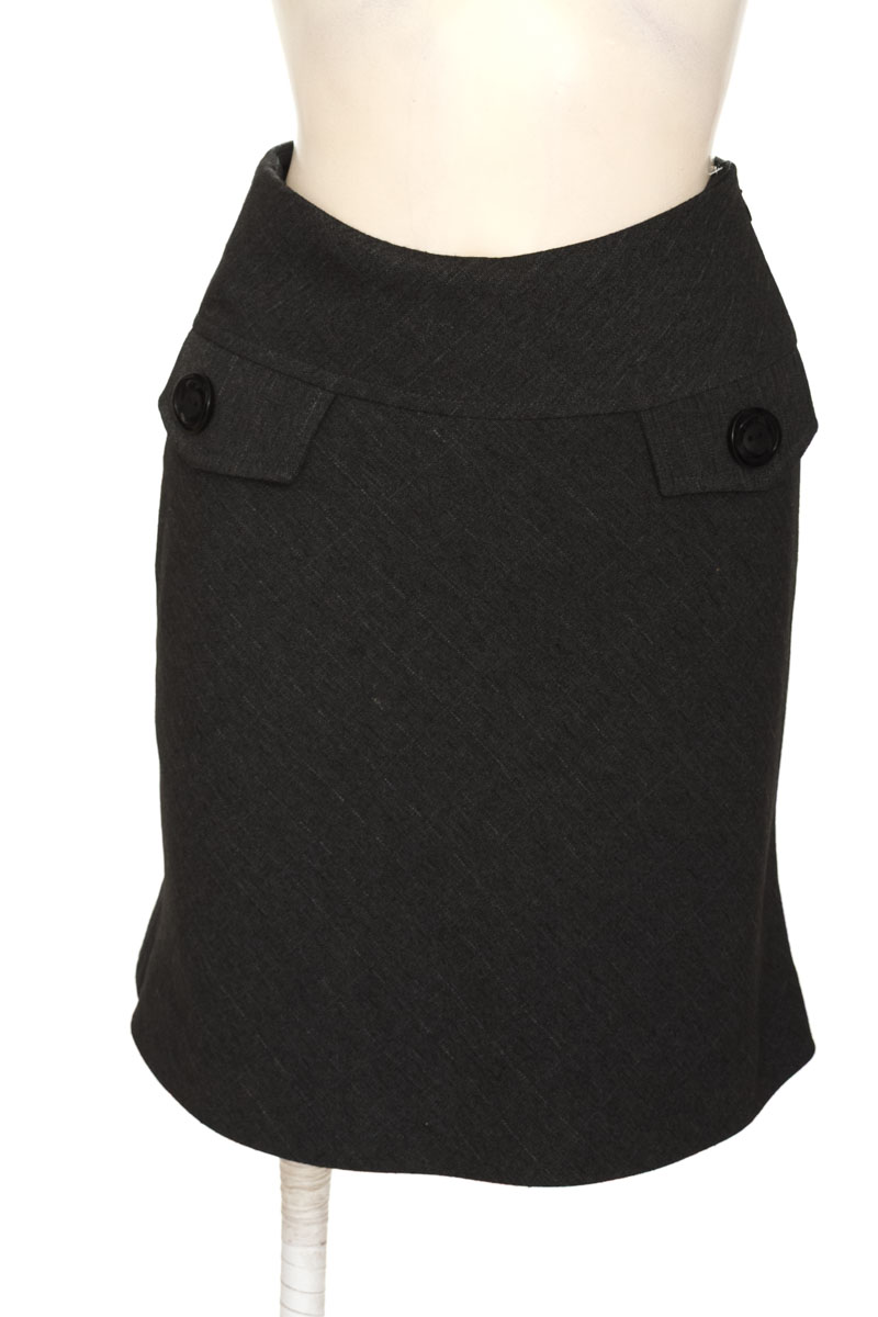 Falda color Gris - Closeando