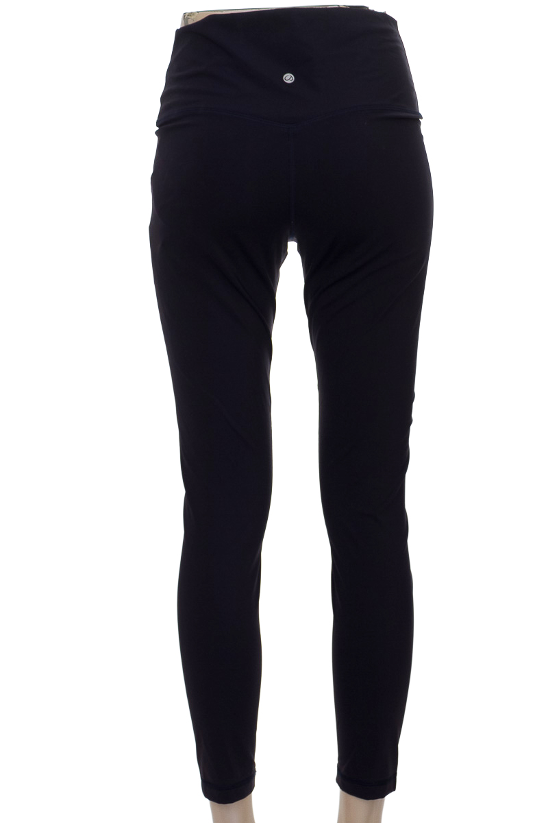 Ropa Deportiva / Salida de Baño color Azul - Closeando