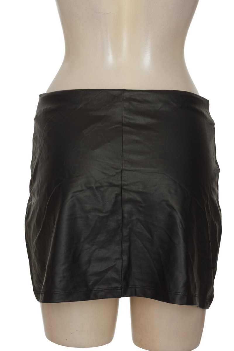 Falda color Negro - MATTELSA